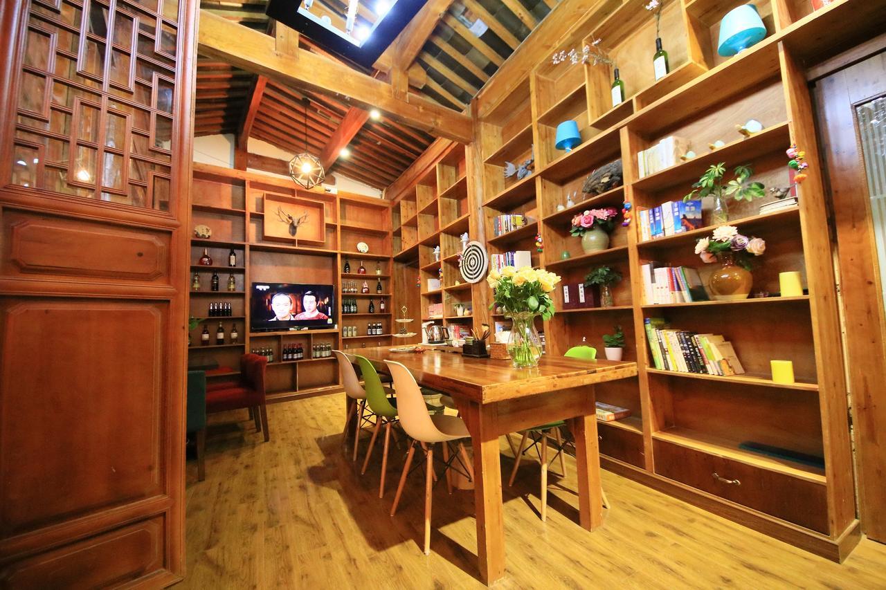 Peter Goullart Boutique Inn 麗江市 エクステリア 写真