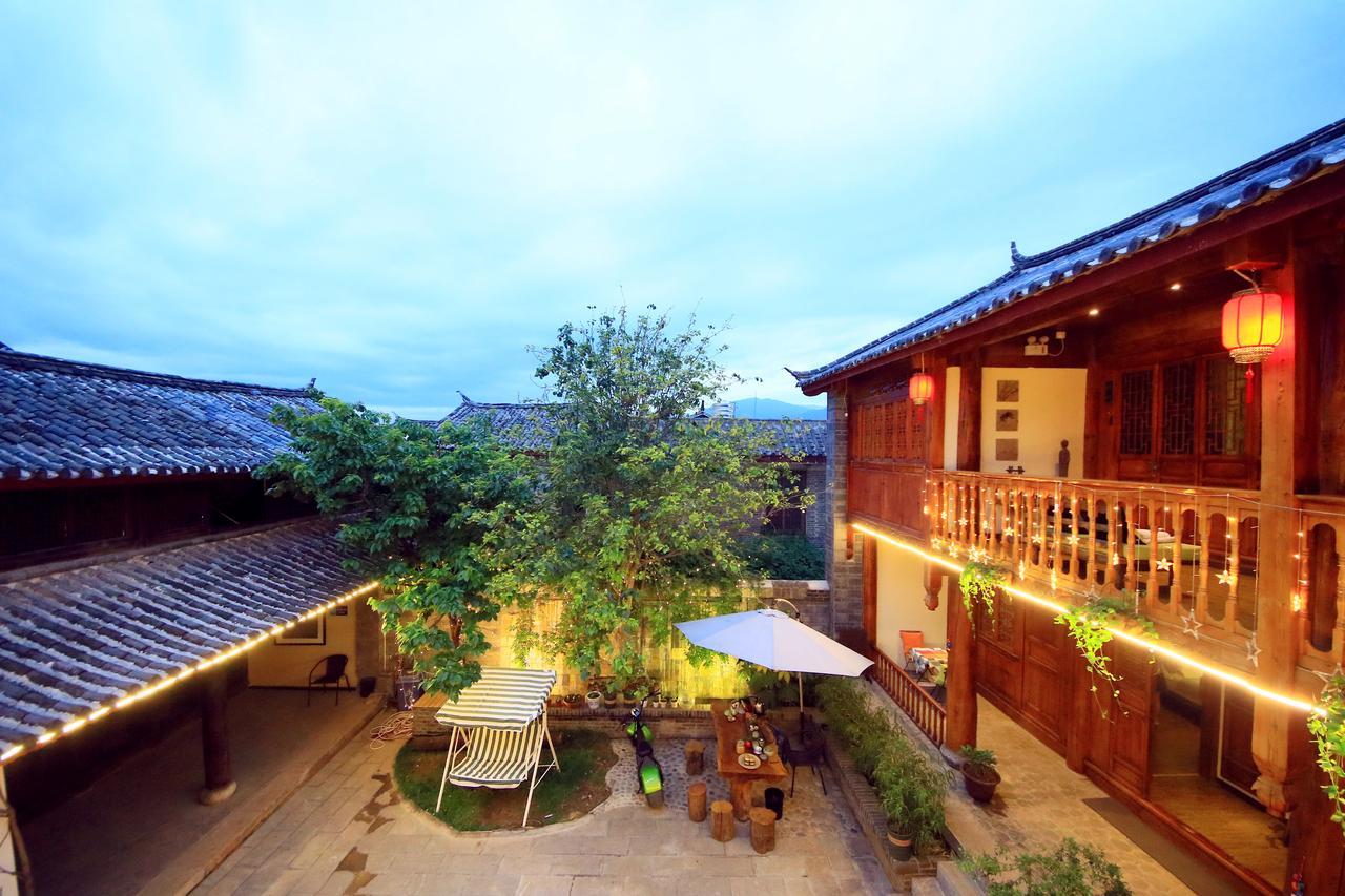 Peter Goullart Boutique Inn 麗江市 エクステリア 写真