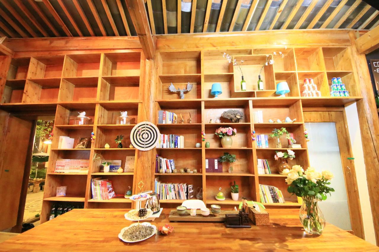 Peter Goullart Boutique Inn 麗江市 エクステリア 写真