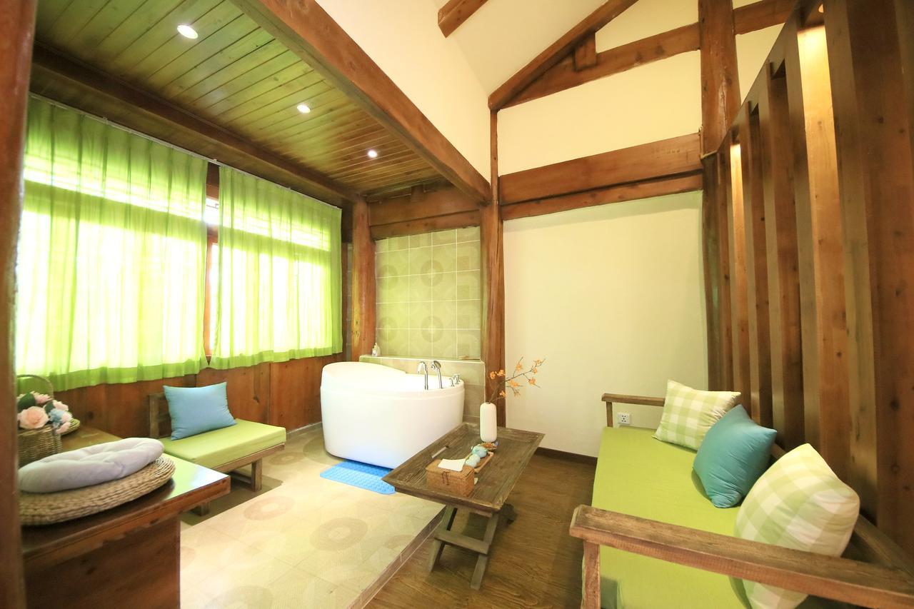 Peter Goullart Boutique Inn 麗江市 エクステリア 写真